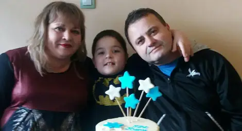 10-годишният Ники се нуждае от  спешно лечение, за да тича отново