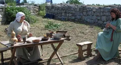 Енергийни хапчета от мед и бадеми давали сила през Средновековието