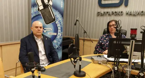 Иван Гешев в студиото на "Неделя 150" с Диана Анкулова.