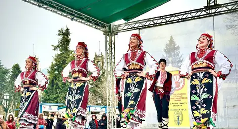 Стотици русенци пяха заедно с Братя Аргирови по време на концерта &bdquo;Не на насилието, да на доброто!&ldquo;