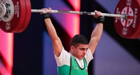 Щангист на „Русе“ втори в Европа със световен и европейски рекорд Щангист на „Русе“ втори в Европа със световен и европейски рекорд