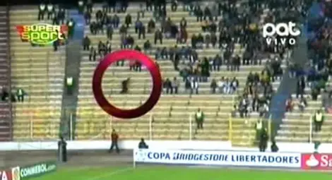 Призрак посети футболен мач в Боливия