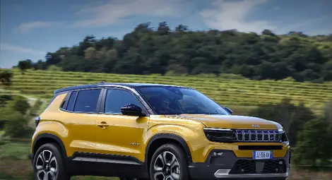 Първият изцяло електрически Jeep Avenger изминава до 550 километра с едно зареждане /галерия/