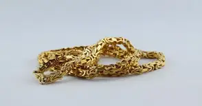 16-годишен задигнал злато за 600  лева, докато гостувал на съученик