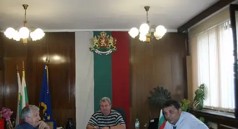 От лоши пътища и липса на банкомати се оплакаха селски кметове от Ценовско