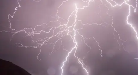 Гръм уби 29-годишен мъж в язовир "Искър" - отишъл за риба