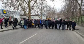 Подкрепа за Радостина Йорданова: Граждани блокираха „Чипровци“, масова кръводарителна акция във фейсбук