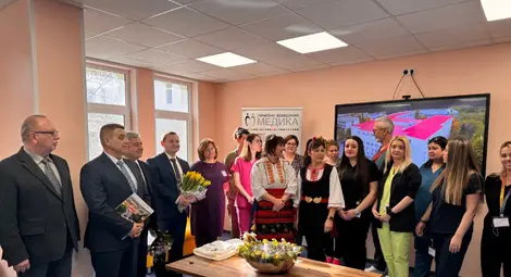 Русенските болници „Канев“ и „Медика“ отбелязаха Деня на родилната помощ Русенските болници „Канев“ и „Медика“ отбелязаха Деня на родилната помощ