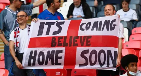 УЕФА глоби Англия заради невъзпитани фенове