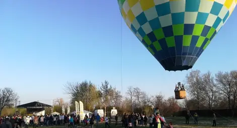 Полет с балон подпомага кампания на Лайънс клубове срещу диабета