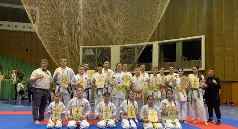 Каратистите на „Ипон“ с над 20 медала на турнир за купа „Габрово“ Каратистите на „Ипон“ с над 20 медала на турнир за купа „Габрово“