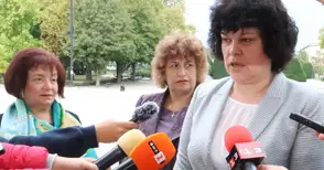 Янка Такева: Заплатите повишиха интереса на младите към учителската професия