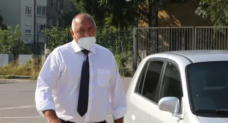 Борисов: Трябва да се пазим, но да не спираме да работим