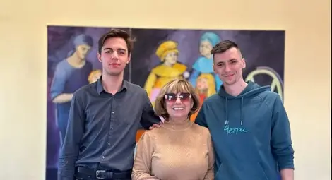 Училището по изкуствата в Русе празнува 20-ата годишнина на специалността "Народно пеене" с безплатен концерт Училището по изкуствата в Русе празнува 20-ата годишнина на специалността "Народно пеене" с безплатен концерт