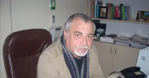 Д-р Кожухаров с лекция на площада за симптомите на рака на гърдата