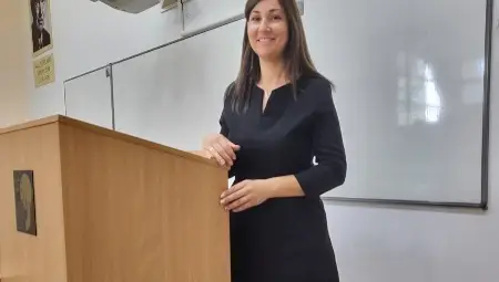 Д-р Екатерина Иванова: Пишех задачи в една тетрадка и я давах на единствения си ученик - моя брат. Тридесет години по-късно сбъднах мечтата си да бъда преподавател