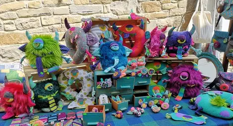 Царството на Здравка Върбанова е пълно с таласънчета, дракони и еднорози