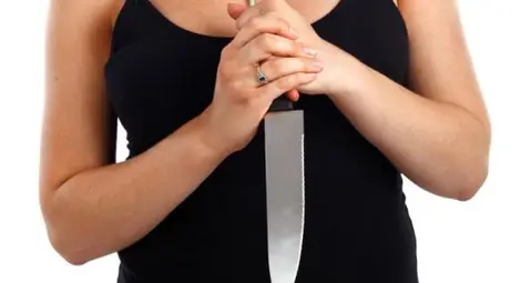 Драмата в Шуменско: Венета забила ножа в сърцето на Севдалин! Драмата в Шуменско: Венета забила ножа в сърцето на Севдалин!