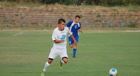 Благовест Ленков за първи път ще пътува за мач с мъжкия отбор.