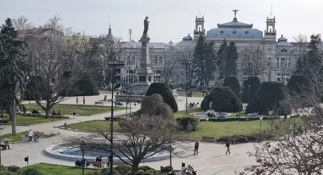 27,2 градуса стопиха пети температурен рекорд от от началото на годината