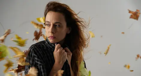 Всичко е статистика, докато не се случи на теб - Весела Бабинова гостува с моноспектакъл в програмата на конкурса „Слави Шкаров“ Всичко е статистика, докато не се случи на теб - Весела Бабинова гостува с моноспектакъл в програмата на конкурса „Слави Шкаров“