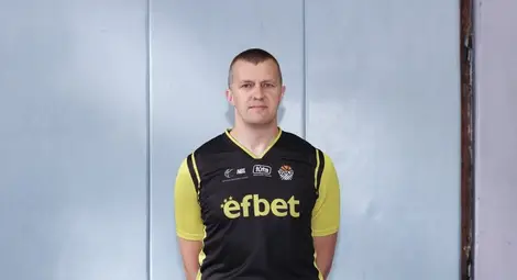 Калоян Костов първи съдия на баскетмач в Стара Загора