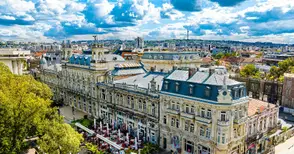 Фирмен гаф отново отлага ремонта на Доходното здание