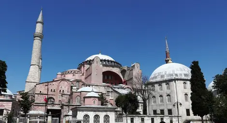 Анкара отмени декрет на Ататюрк, „Света София” пак е джамия Анкара отмени декрет на Ататюрк, „Света София” пак е джамия