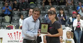 Сръбска снайперистка подсилва „Дунав 8806“