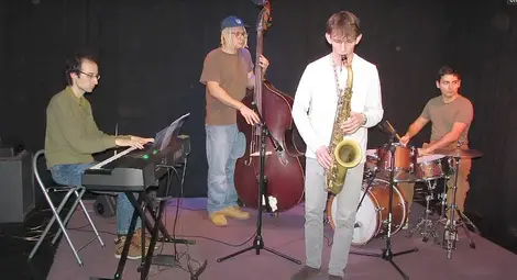 &bdquo;Николай Димитров квартет&ldquo; с джаз концерт пред Доходното