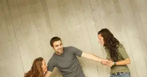 30 години две съседки спорят за мъжа на едната