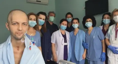 Александру с екипа лекари от ВМА, спасили живота му