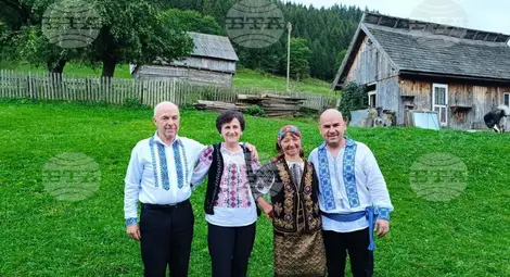 Фундата - земя между облаците: Селски къщи на 1360 метра надморска височина в Румъния пазят духа на отминали времена Фундата - земя между облаците: Селски къщи на 1360 метра надморска височина в Румъния пазят духа на отминали времена