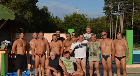 Ветераните на &bdquo;Локомотив&ldquo; с титла от международен турнир по водна топка