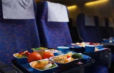 Луфтханза въвежда ресторантско обслужване в бизнес класата