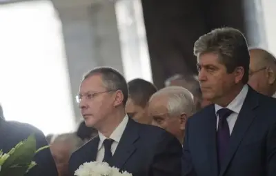 Парамов обвини Станишев за подслушване на Първанов Парамов обвини Станишев за подслушване на Първанов