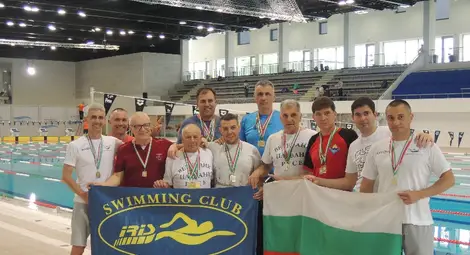 Плувците на &bdquo;Ирис&ldquo; над всички на голям турнир в Будапеща