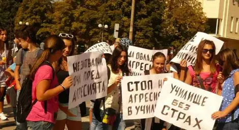 Всяко второ дете жертва на насилие в училище