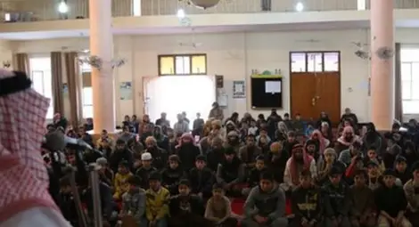 Лидерът на ИД Абу Бакр ал Багдади се появи в джамия във Фалуджа