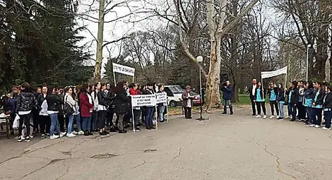 Медицинските сестри излизат на нов протест за достойни заплати и условия на труд
