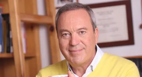 Виктор Папазов започва предизборна обиколка със семинари и безплатни спектакли на Астор и Валди Тотев в Русе и още 9 града Виктор Папазов започва предизборна обиколка със семинари и безплатни спектакли на Астор и Валди Тотев в Русе и още 9 града