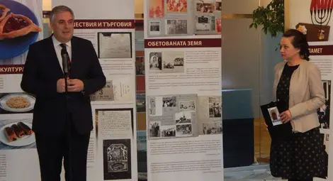 Русенската изложба &bdquo;Страдание и спасение&ldquo; може да пътува за Израел /галерия/