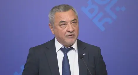 Валери Симеонов: На майките не им е работа колко струва билетът на зам.-министърката