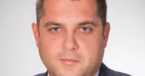 Госпожо Иванова, спрете гнусната кампания във Ваша полза!