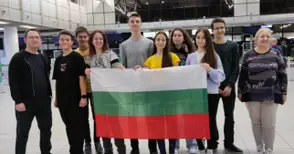 Двама млади русенци в националния отбор за Международната олимпиада по астрономия в Китай