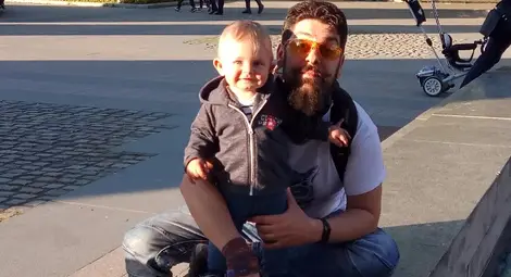 Между &bdquo;Вещиците&ldquo; и &bdquo;Робинзон Крузо&ldquo; Димитър Делев събира 120 настолни игри