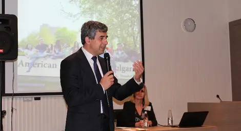 Президентът Плевнелиев изнася лекция за професиите на бъдещето