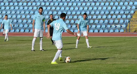 &bdquo;Дунав&ldquo; играе за протокола последния си мач във &bdquo;В&ldquo; група