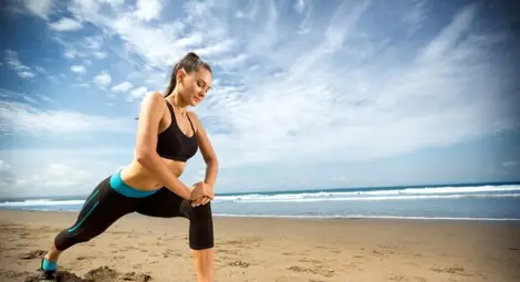 Седем 5-минутни упражнения за стегнато дупе и крака