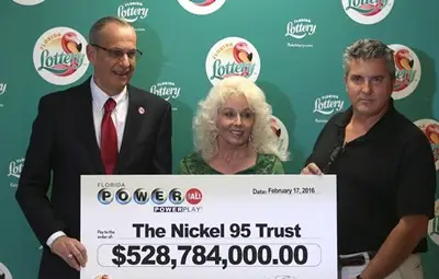 Американец свалил 5 килограма, след като спечелил от лотарията